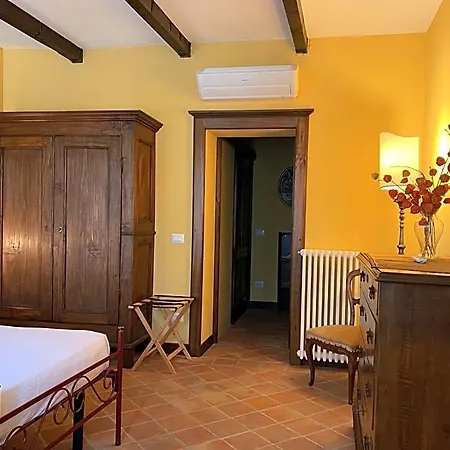 Tenuta Montegrande B&B